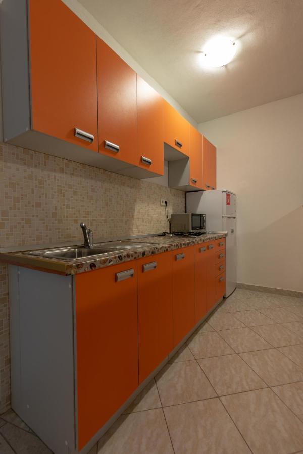 Apartman Kristo Вир Екстериор снимка