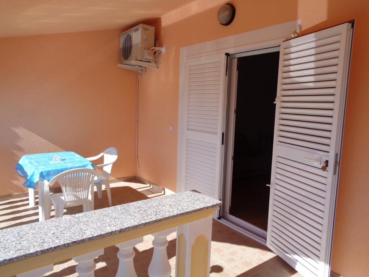 Apartman Kristo Вир Екстериор снимка